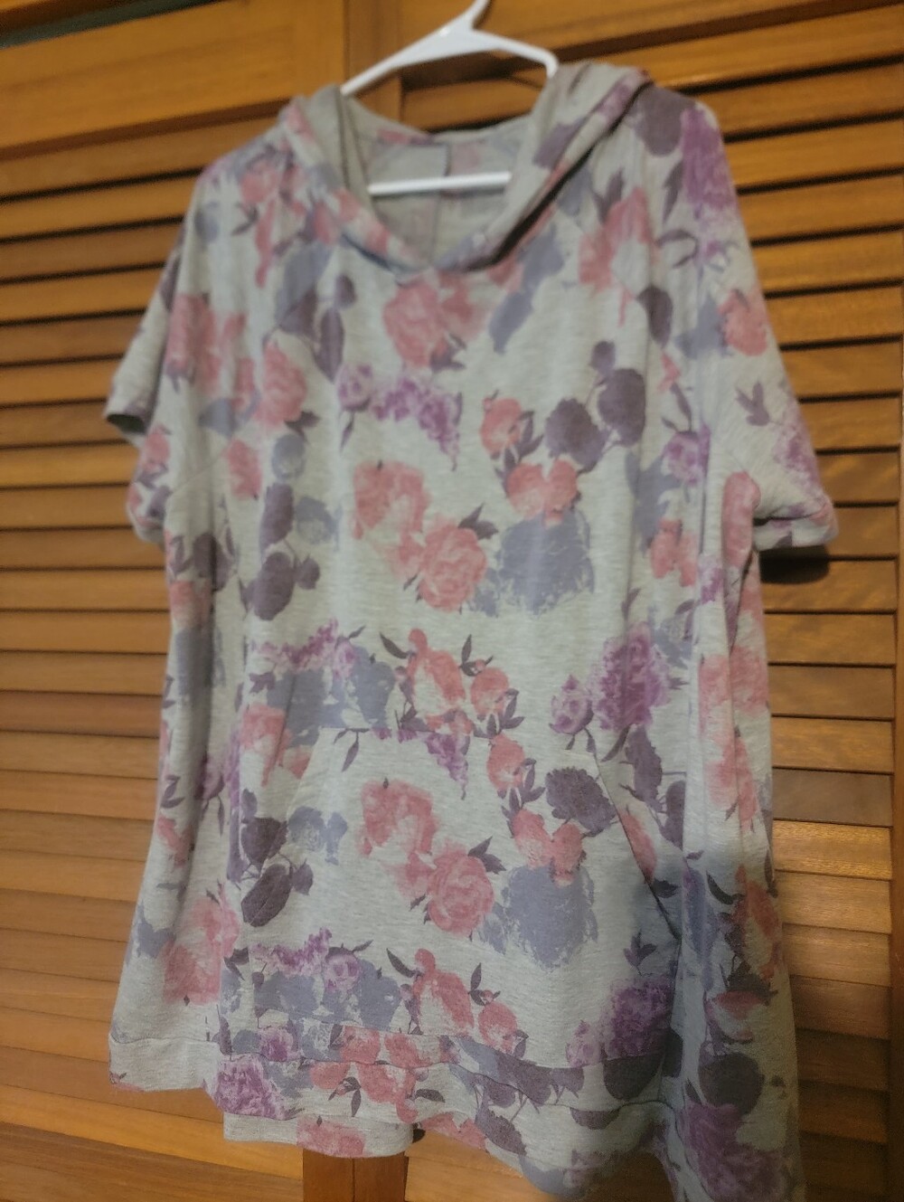 Floral Print Short-Sleeve Hoodie Top in Lavender and Pink 22/24